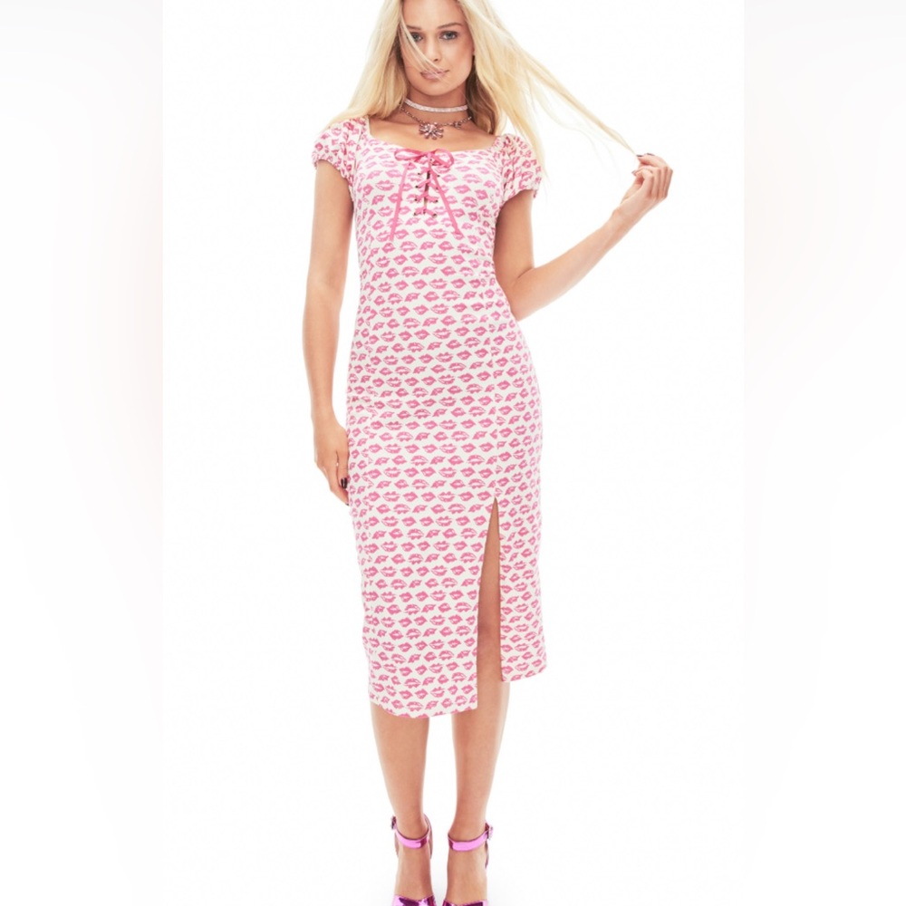 NWT RARE BETSEY JOHNSON COTTON/SPAN MIDI DRESS IN LIPS PRINT! Size S